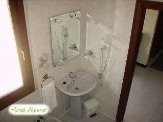 Alemar Hotel 2*
